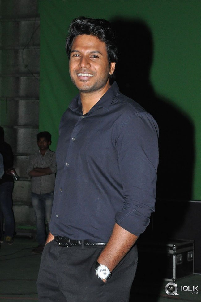 Manasuku-Nachindi-Movie-Press-Meet